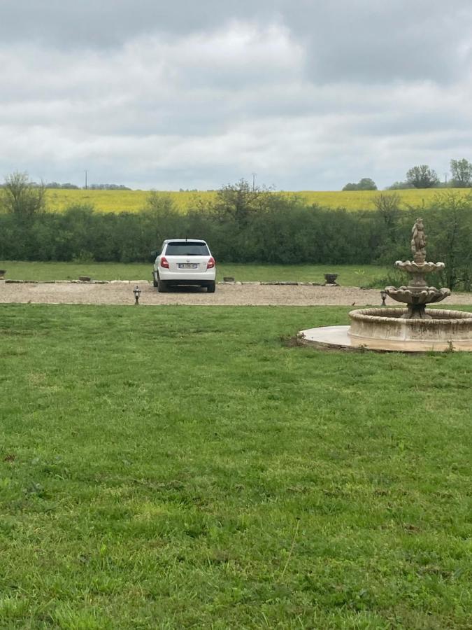 Le Murmure Des Fees Issigeac Exterior foto
